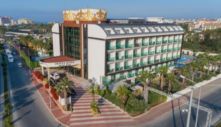 ORFEUS QUEEN HOTEL SIDE